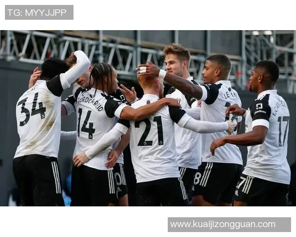 14到15赛季曼联对阵女皇公园的精彩比赛视频回顾与分析